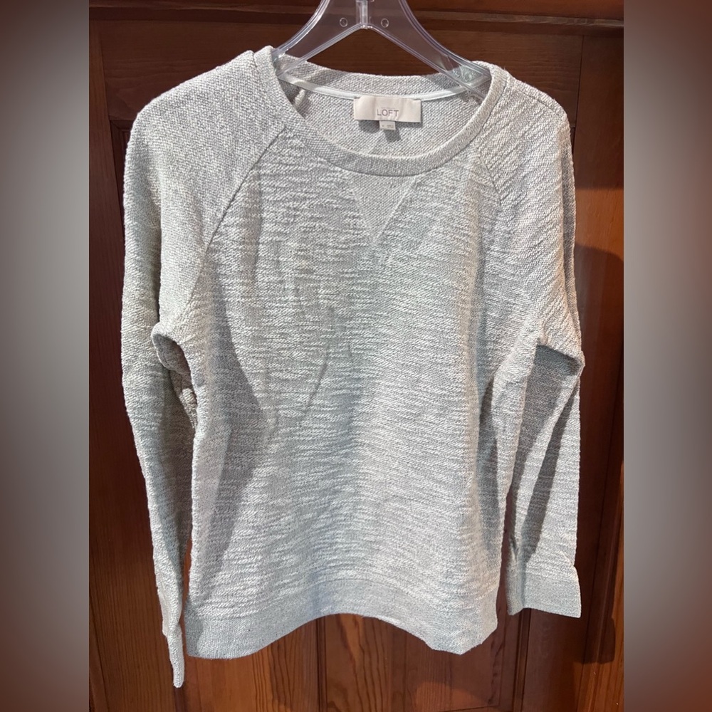Women’s Ann Taylor Loft Sweater, Medium, Grey